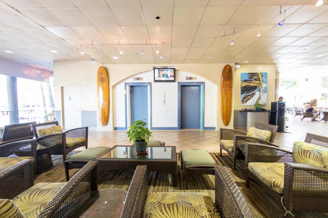 Aloha Vibes Await! Stylish Condo At Aloha Surf - Mountain And City Views Honolulu Bagian luar foto